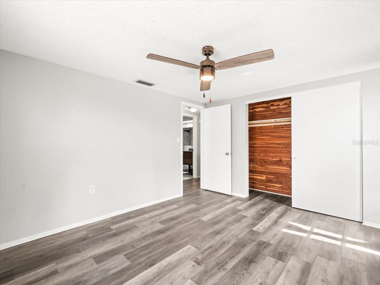 Image 17 of 38 For 9100 Suffolk Lane