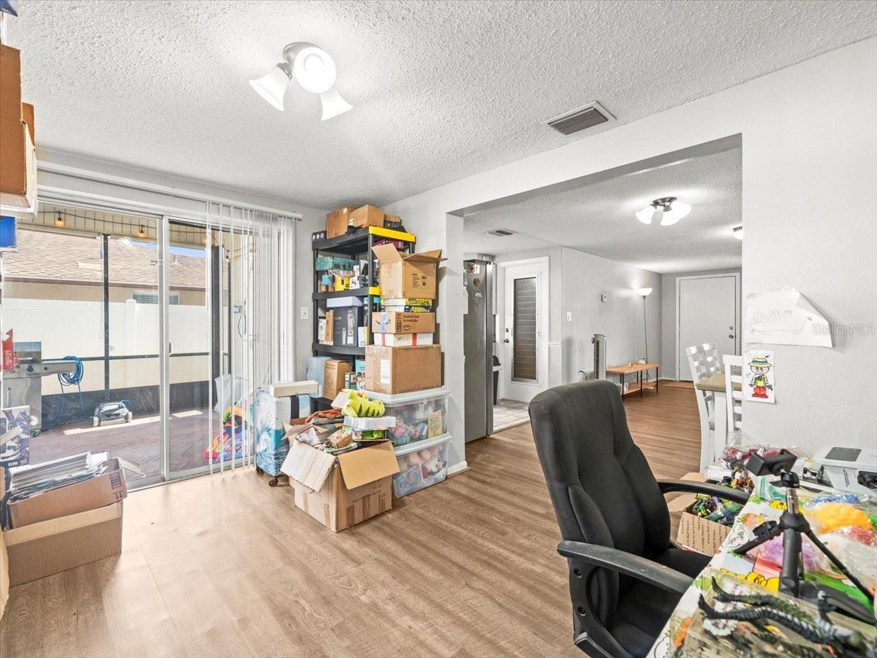 Image 19 of 38 For 9100 Suffolk Lane