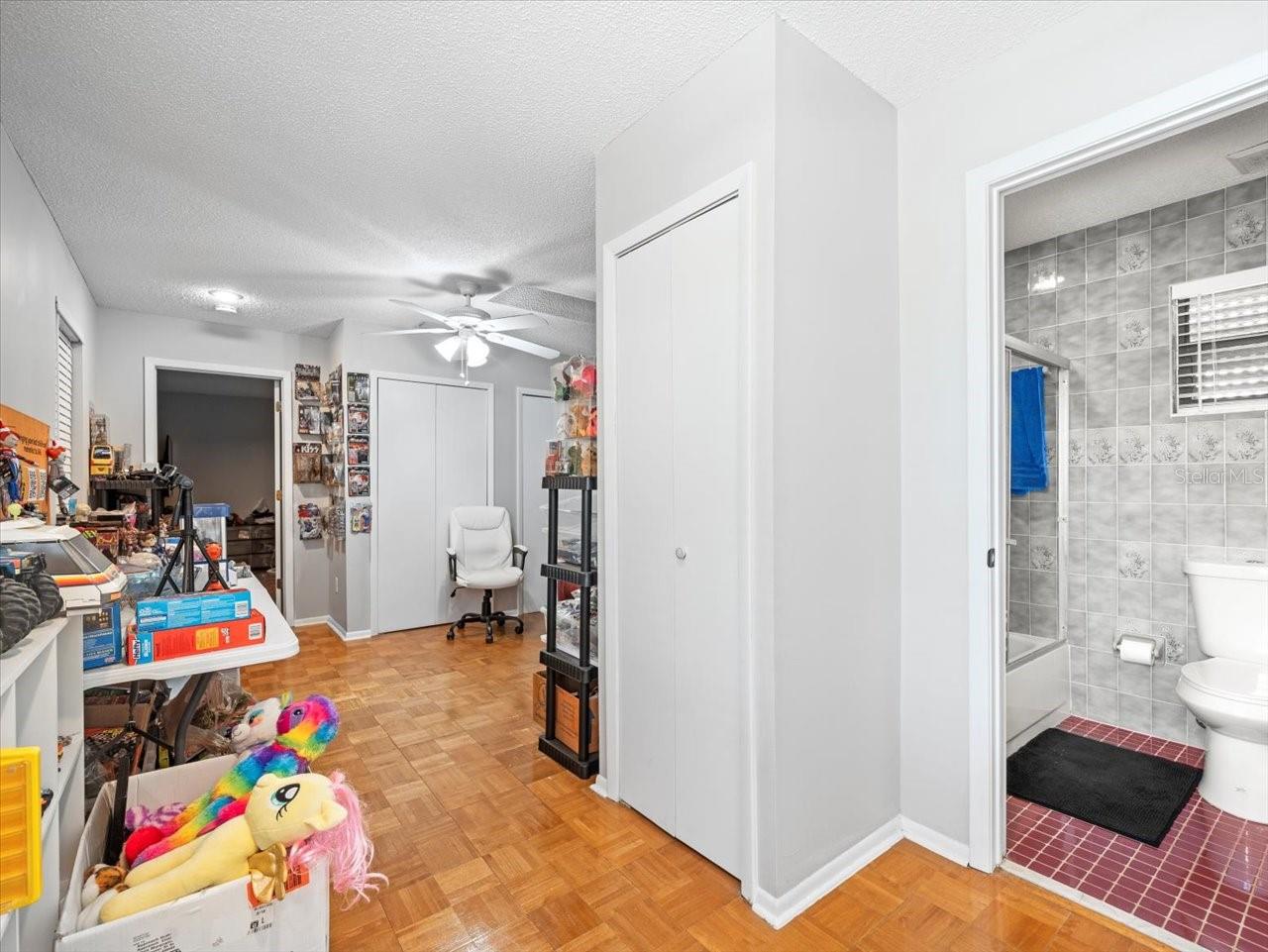 Image 29 of 38 For 9100 Suffolk Lane