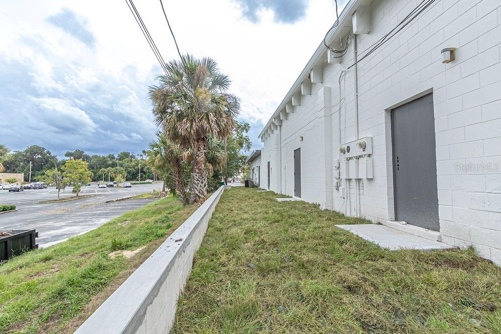 Image 14 of 14 For 1103 Woodland Boulevard