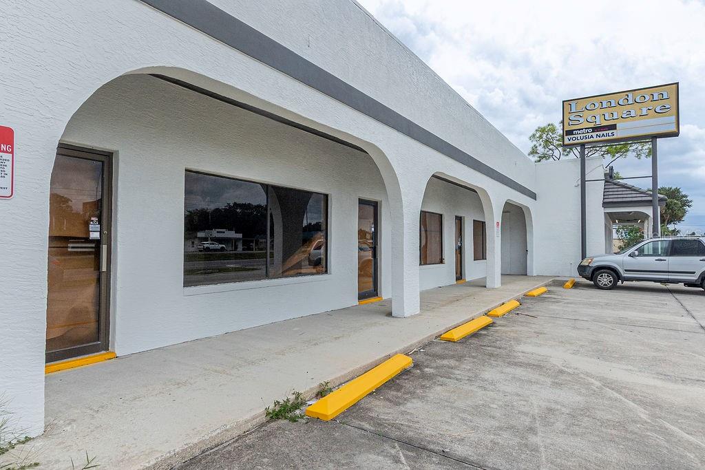 Image 3 of 14 For 1103 Woodland Boulevard