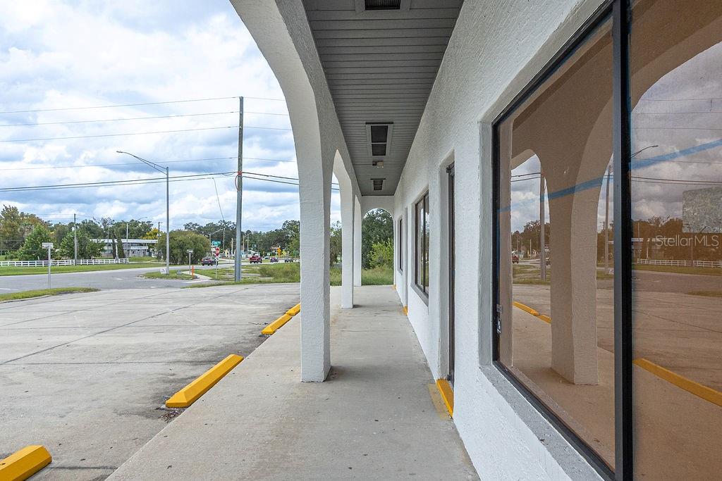 Image 4 of 14 For 1103 Woodland Boulevard