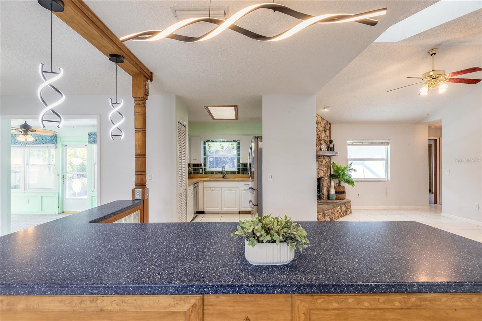 Image 16 of 49 For 5560 Trail Side Drive