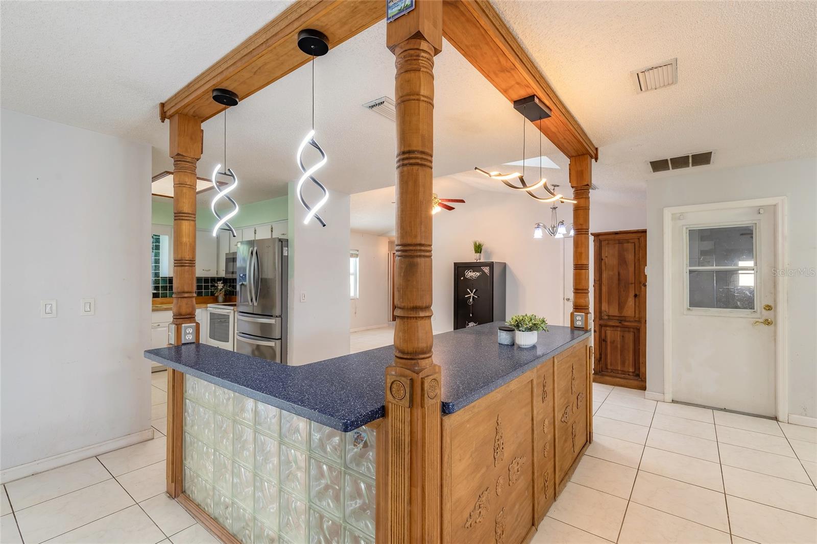 Image 17 of 49 For 5560 Trail Side Drive