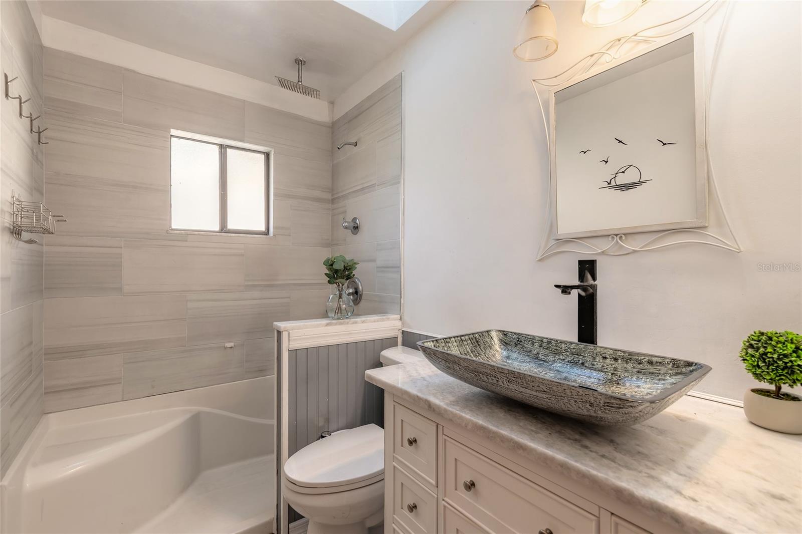 Image 28 of 49 For 5560 Trail Side Drive