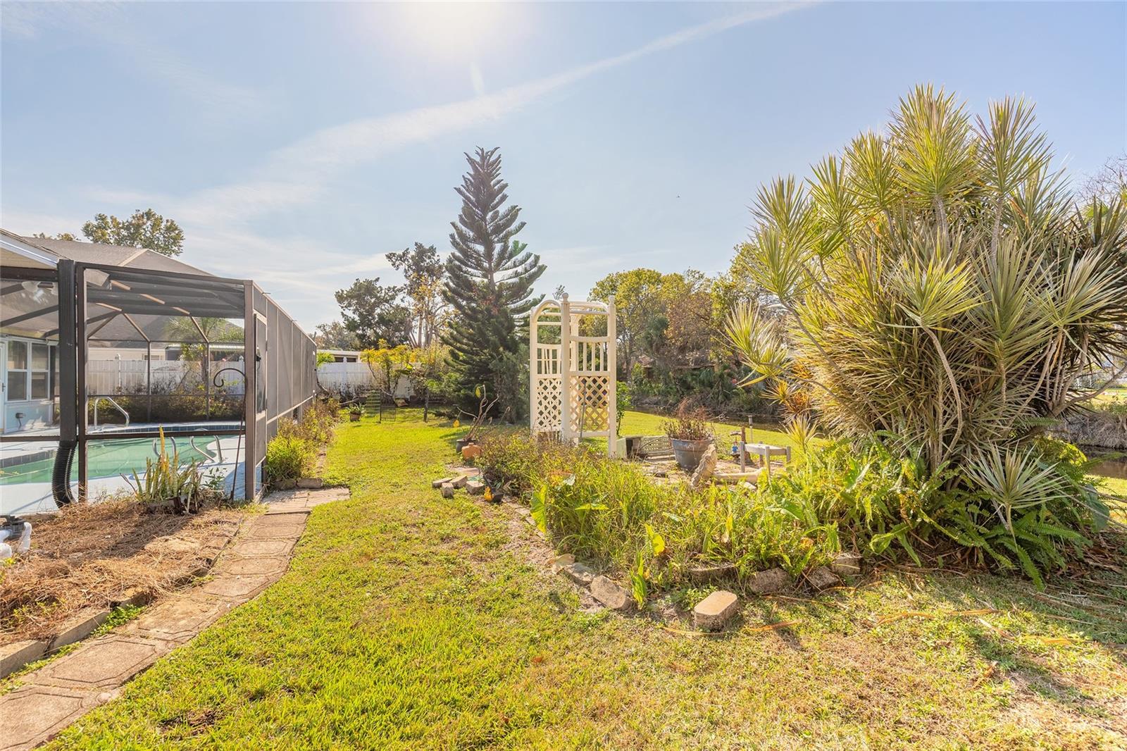 Image 37 of 49 For 5560 Trail Side Drive