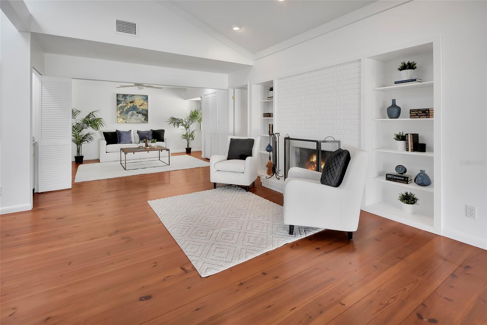 Image 11 of 68 For 116 Oakmont Lane