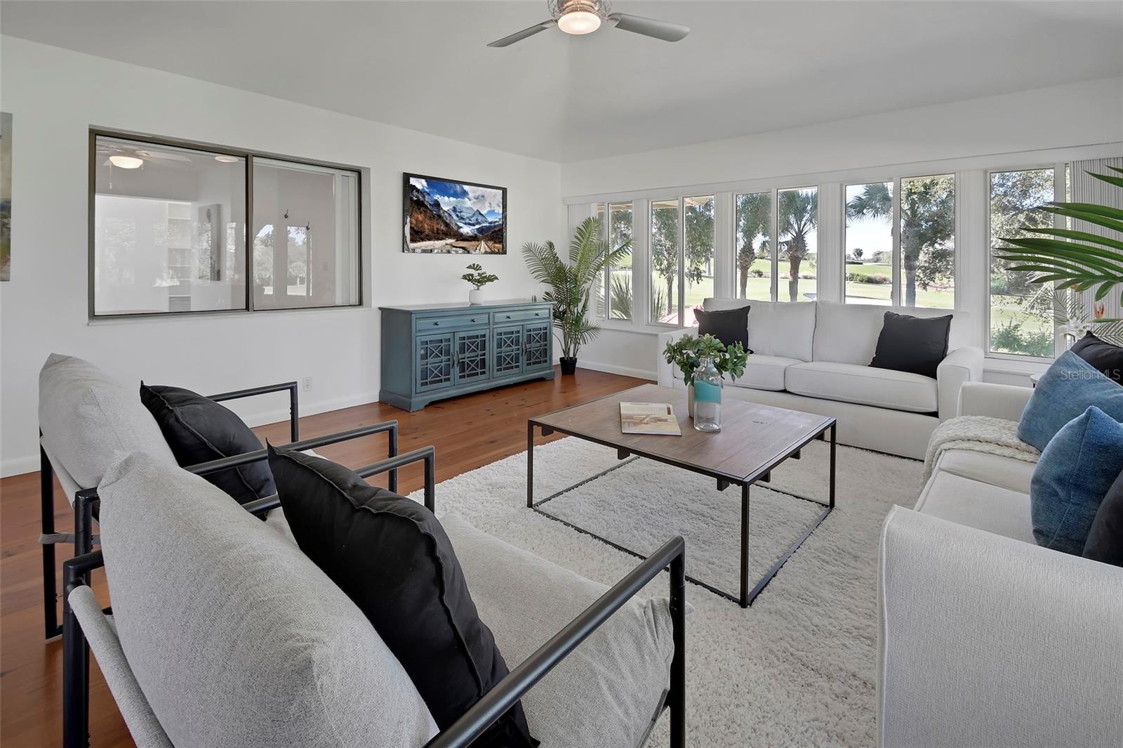 Image 18 of 68 For 116 Oakmont Lane