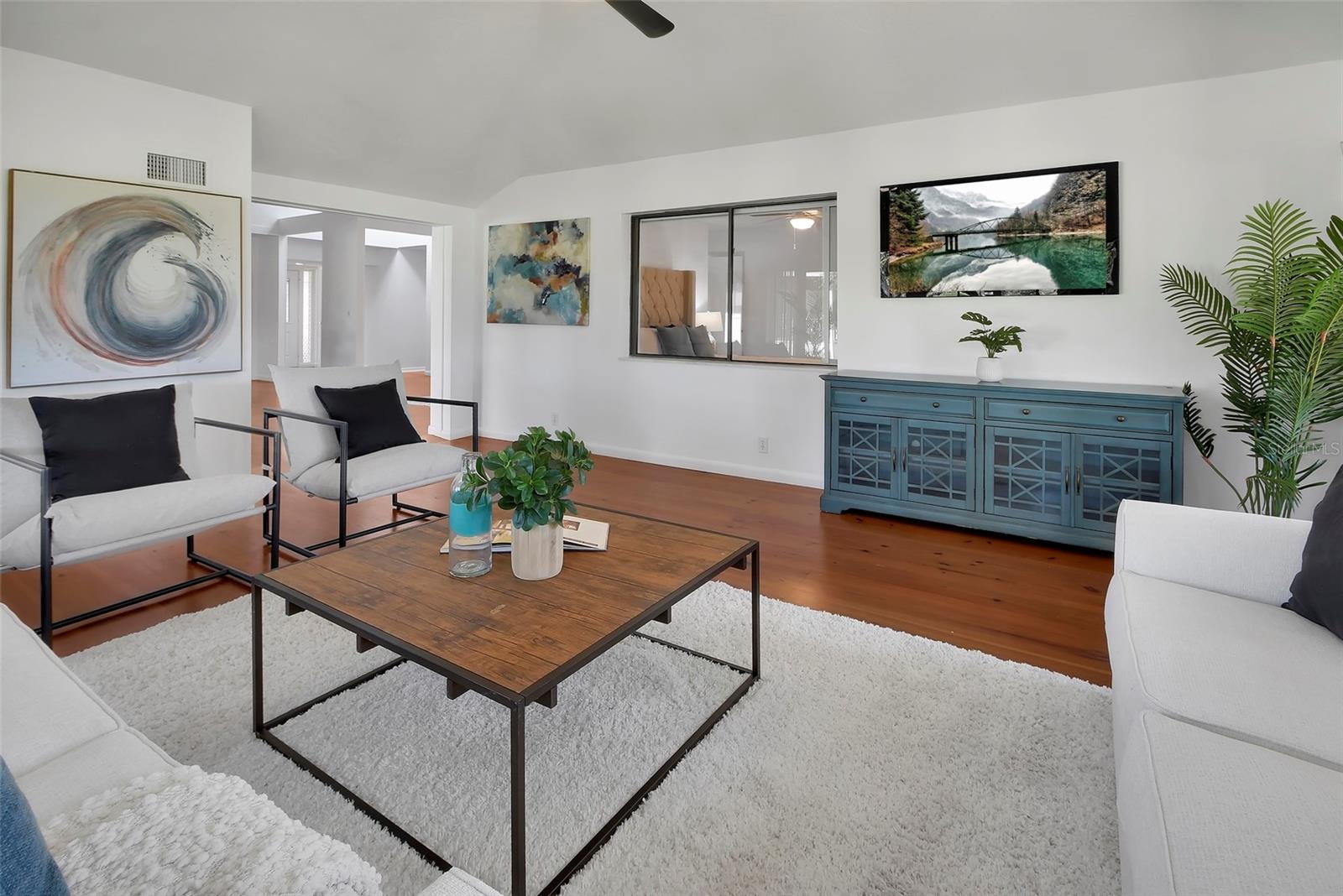 Image 19 of 68 For 116 Oakmont Lane