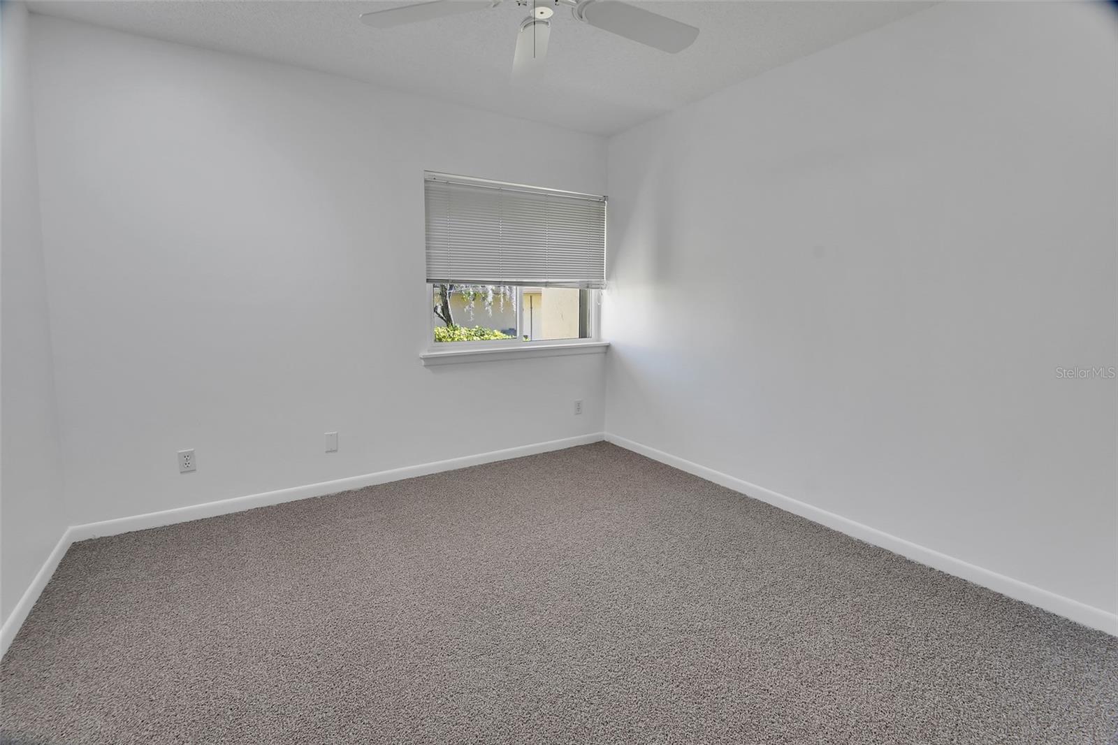 Image 30 of 68 For 116 Oakmont Lane