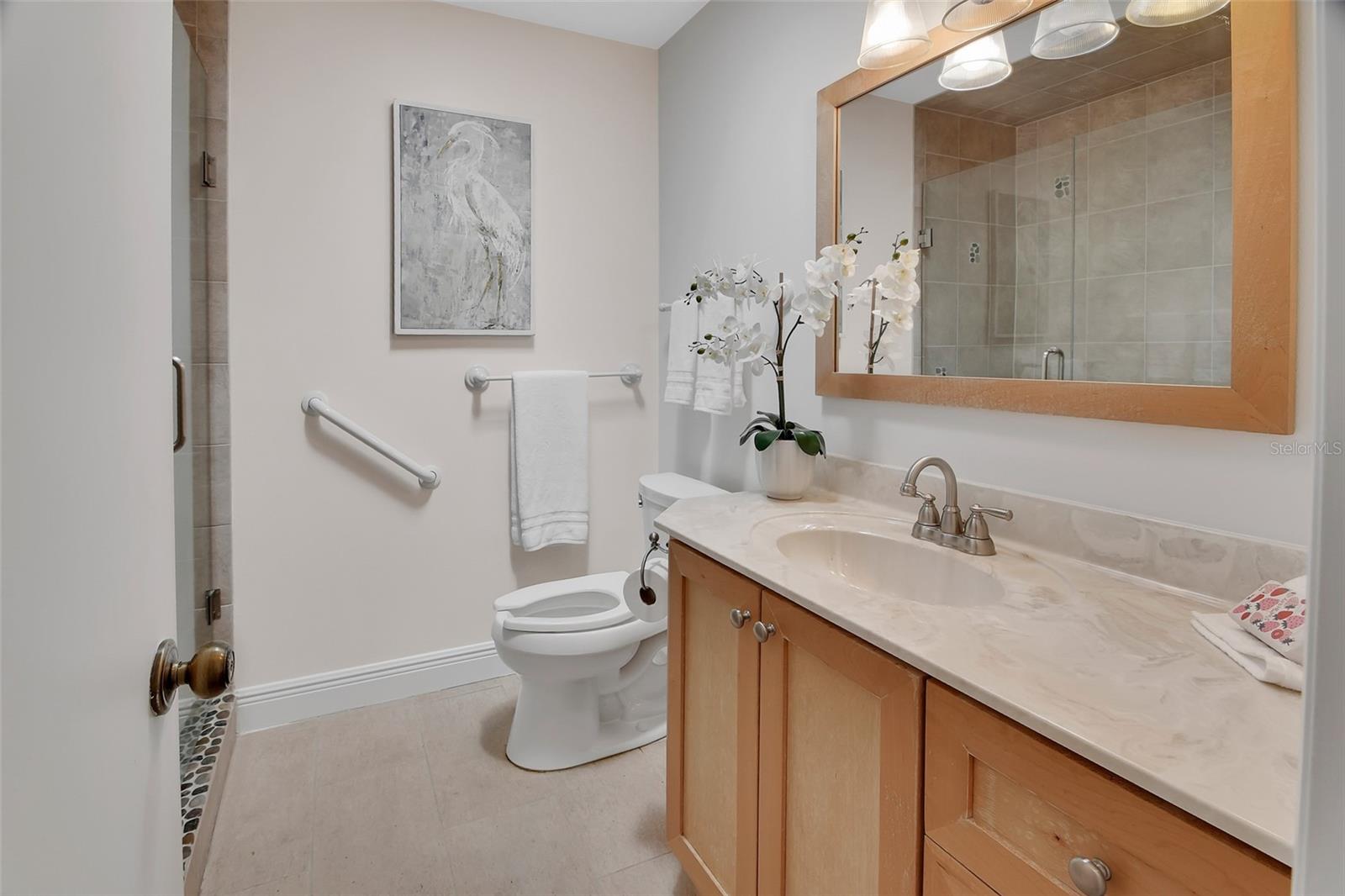 Image 32 of 68 For 116 Oakmont Lane