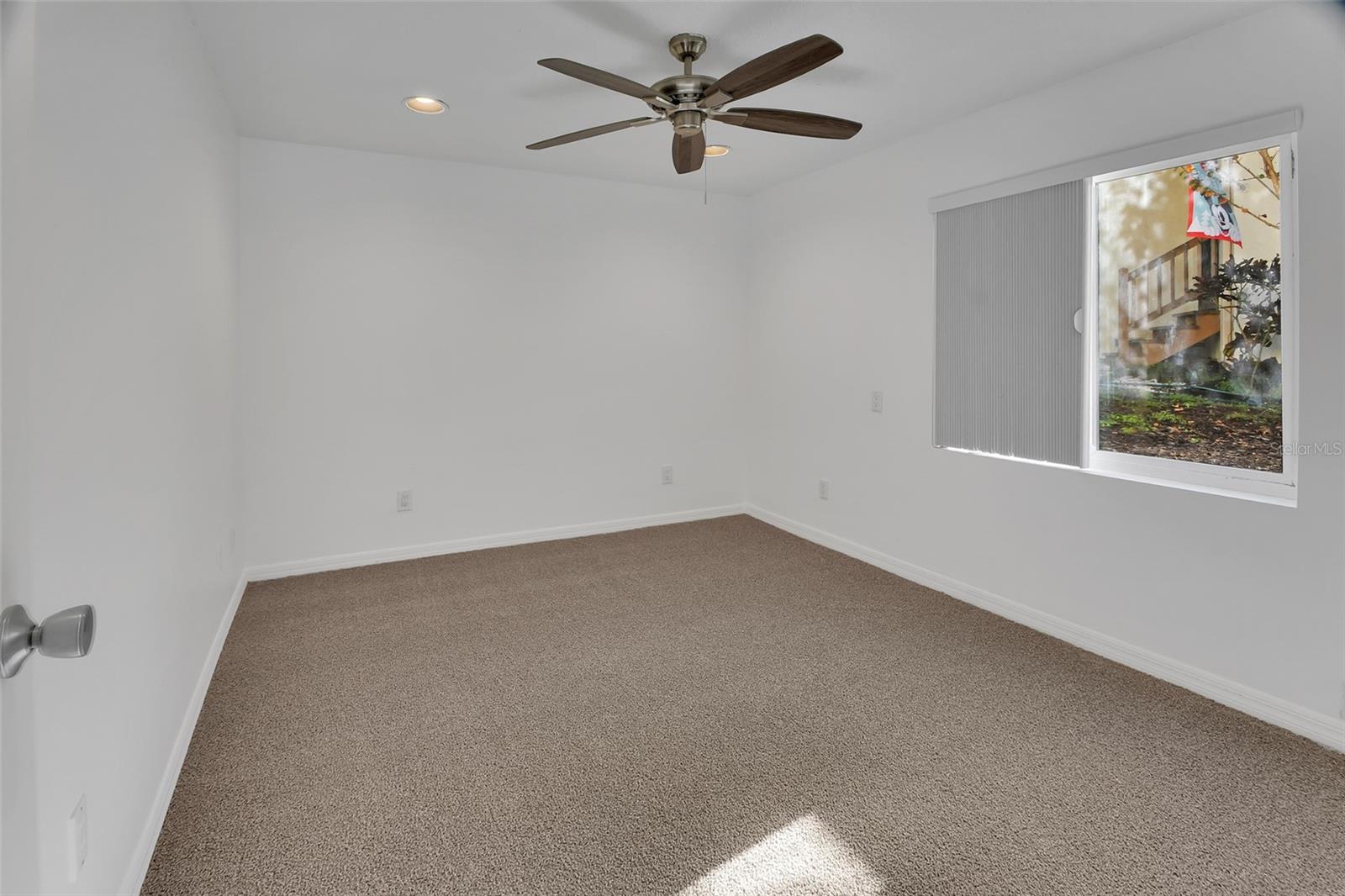 Image 44 of 68 For 116 Oakmont Lane