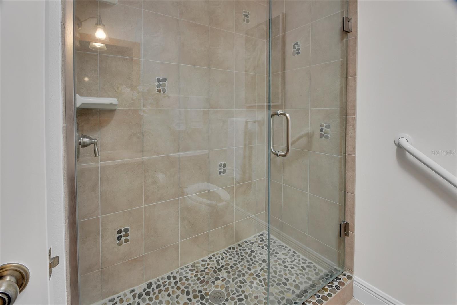 Image 49 of 68 For 116 Oakmont Lane