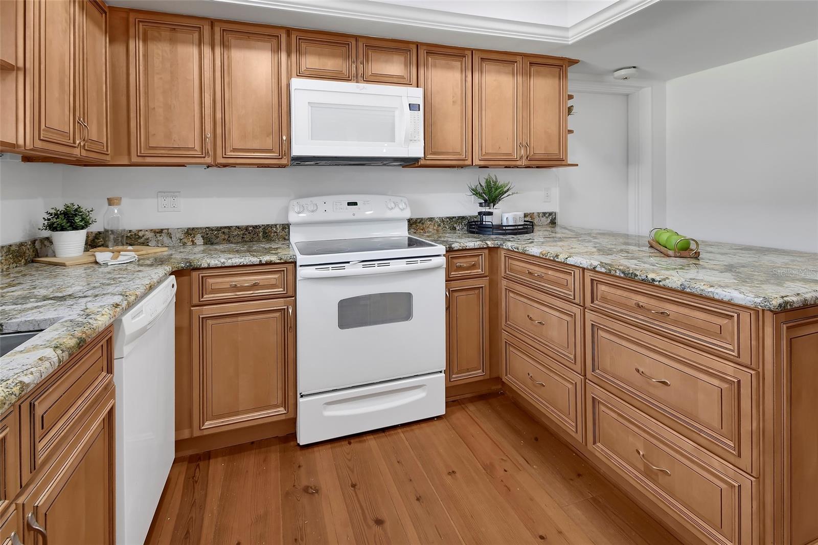 Image 6 of 68 For 116 Oakmont Lane