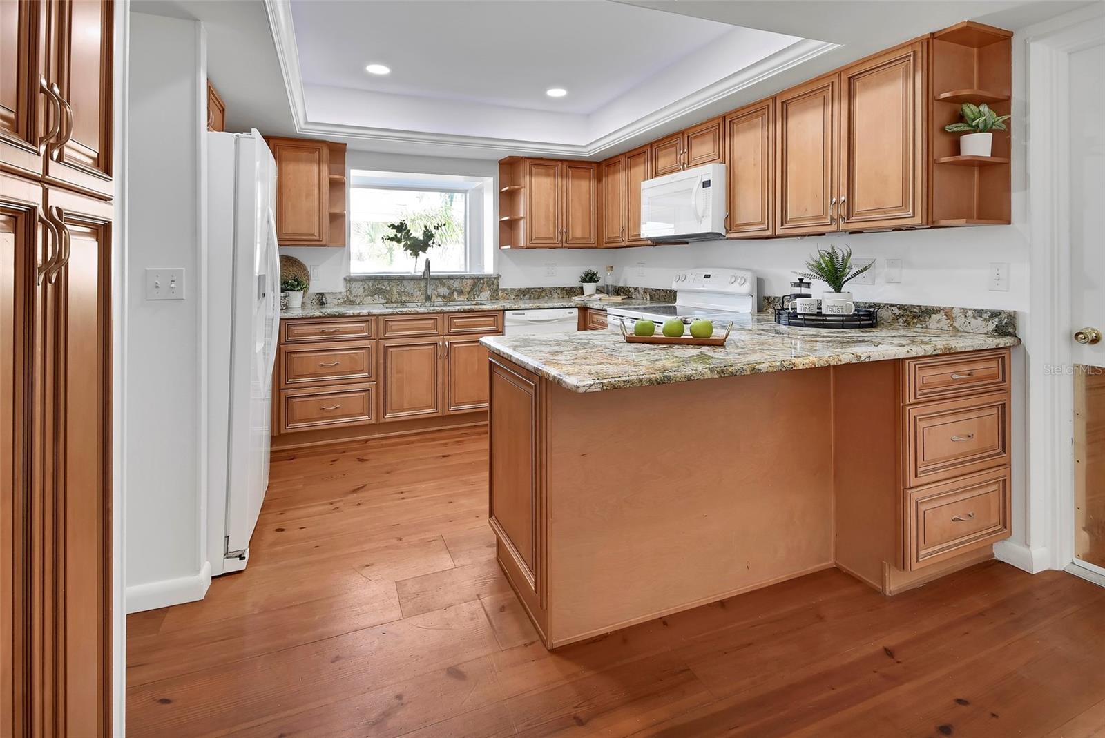 Image 7 of 68 For 116 Oakmont Lane