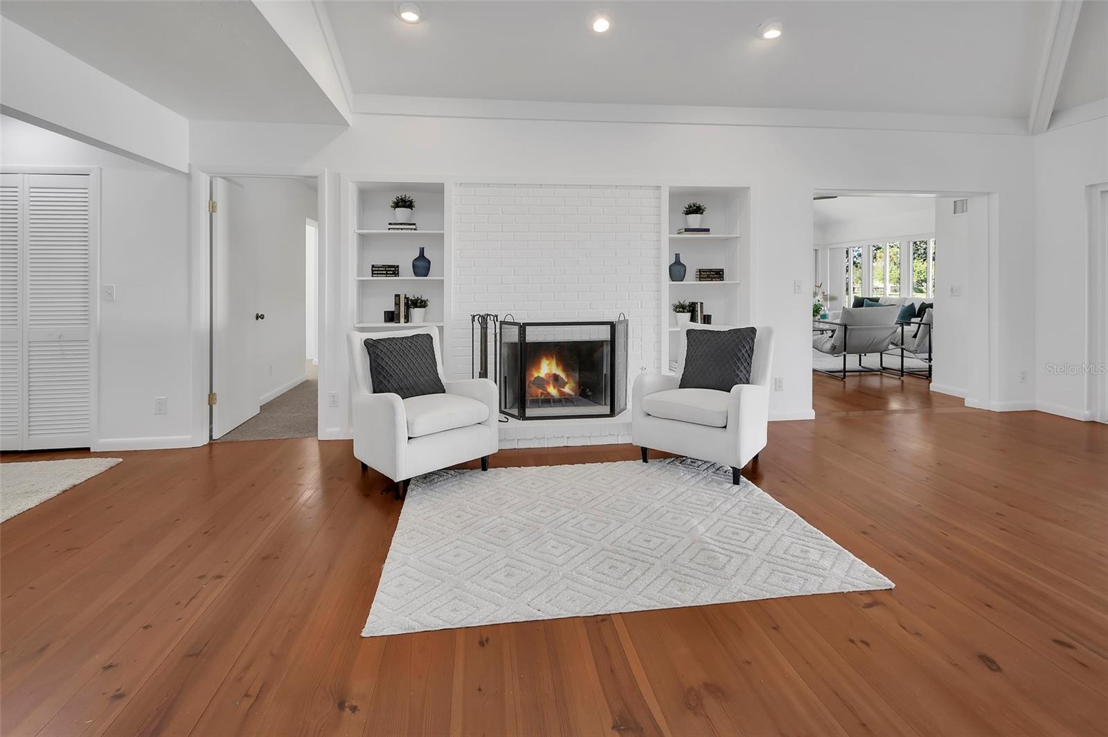 Image 9 of 68 For 116 Oakmont Lane