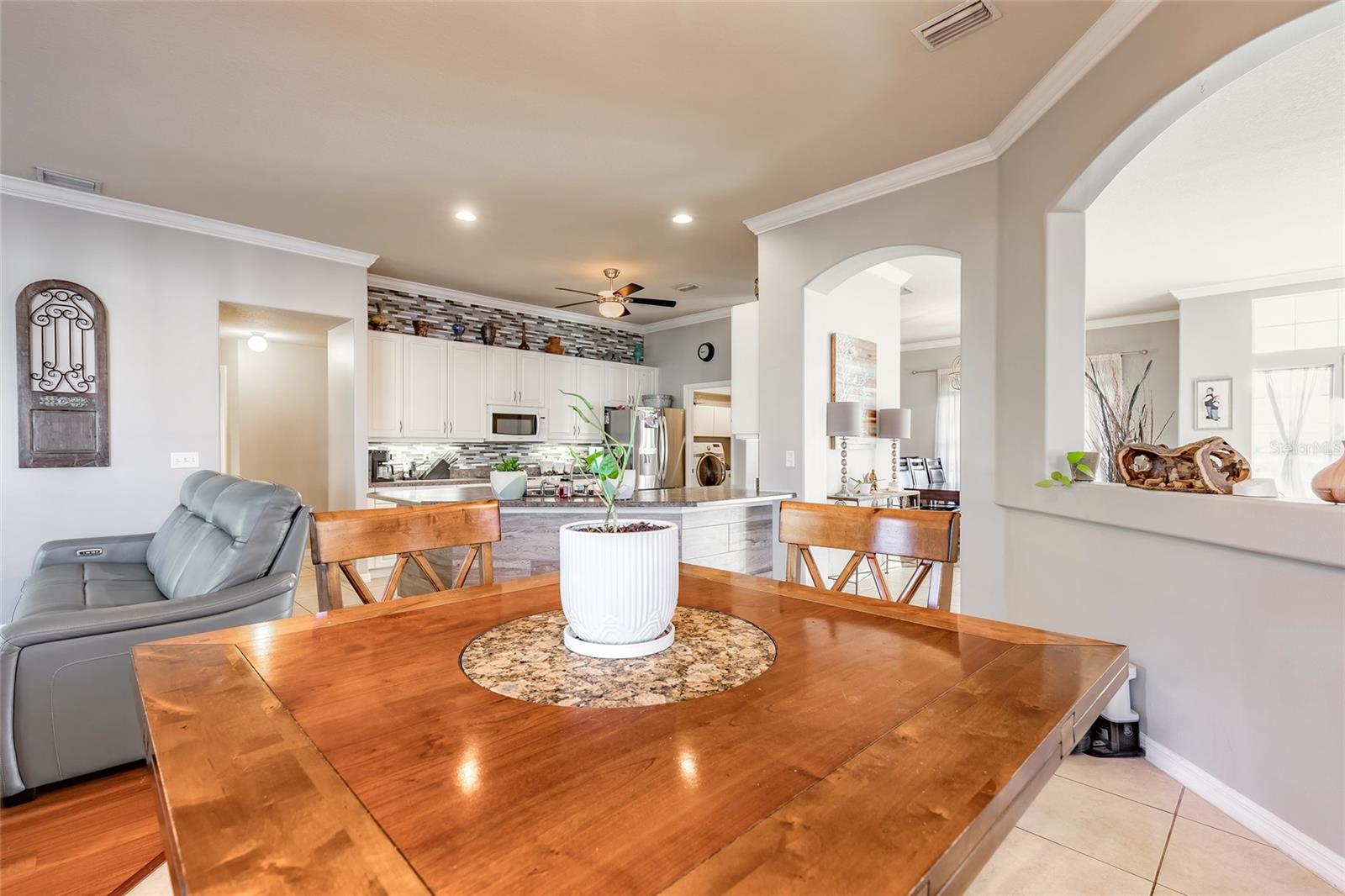 Image 18 of 56 For 5 Baltimore Lane