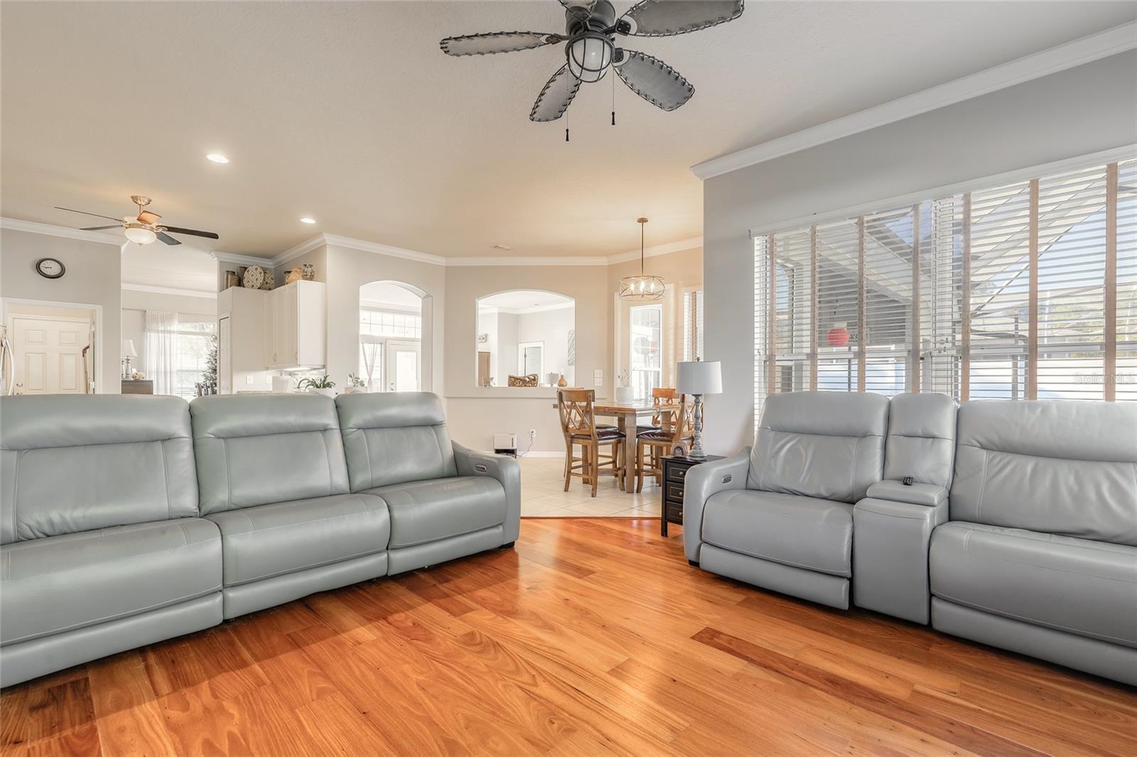 Image 19 of 56 For 5 Baltimore Lane