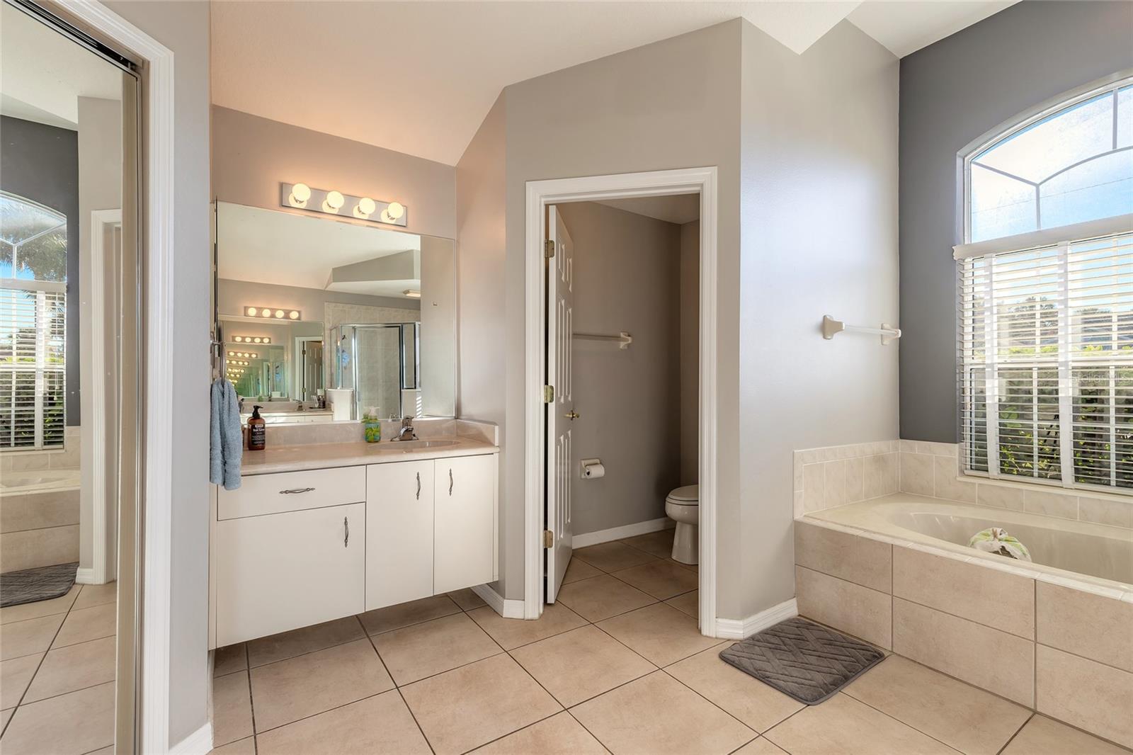 Image 28 of 56 For 5 Baltimore Lane