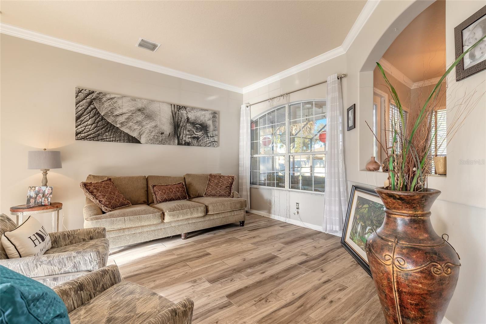 Image 8 of 56 For 5 Baltimore Lane