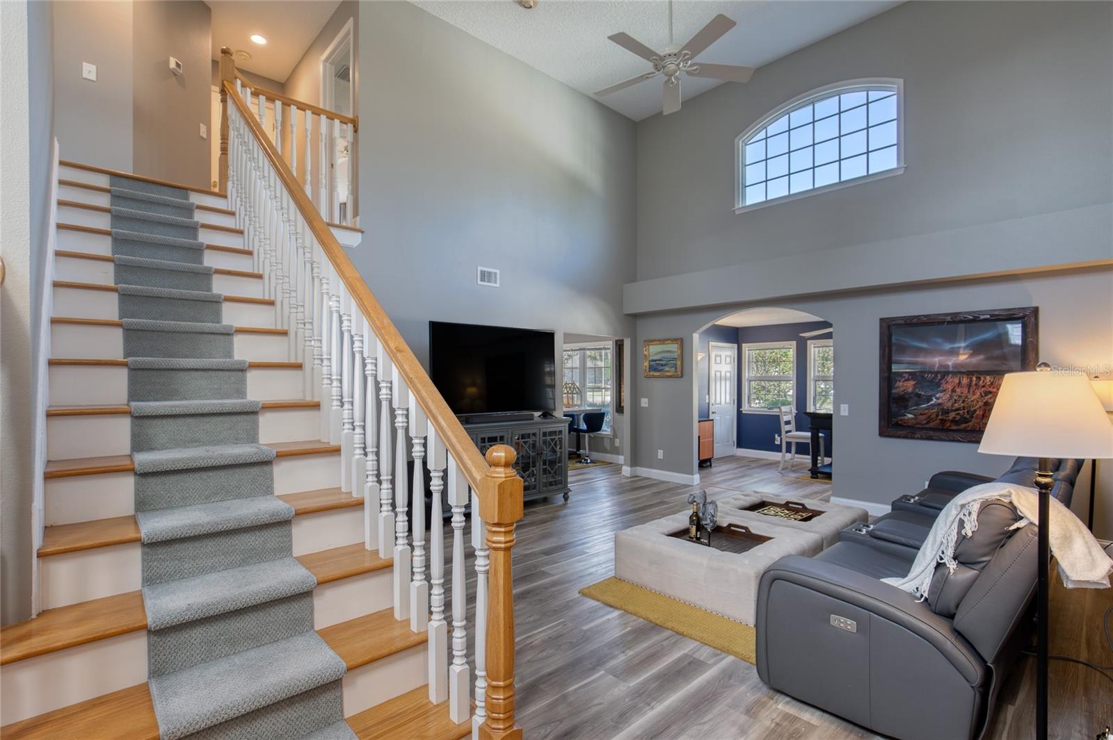 Image 10 of 73 For 14 Foxfords Chase