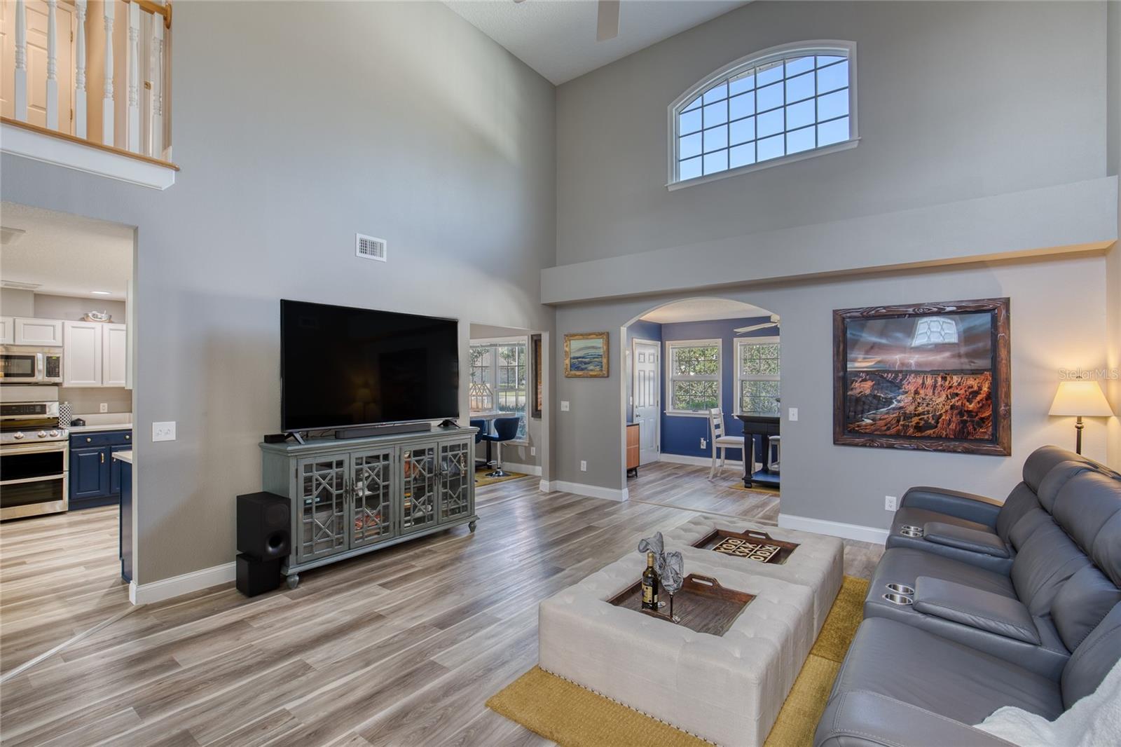 Image 11 of 73 For 14 Foxfords Chase