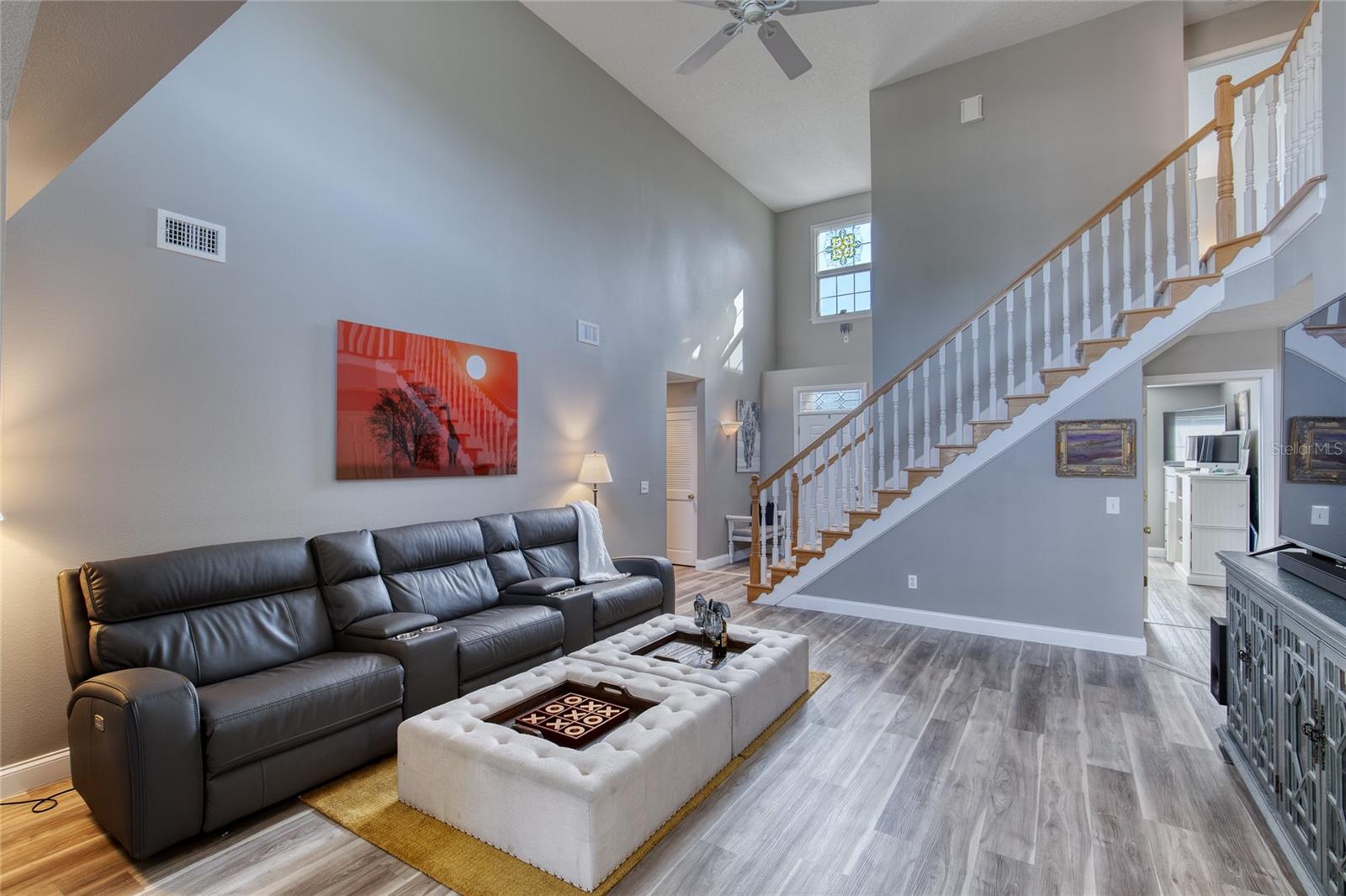 Image 15 of 73 For 14 Foxfords Chase