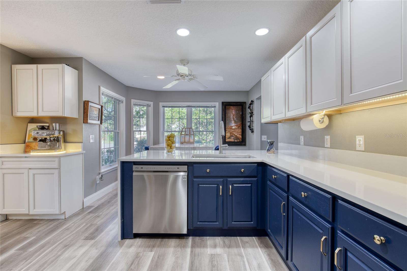 Image 26 of 73 For 14 Foxfords Chase