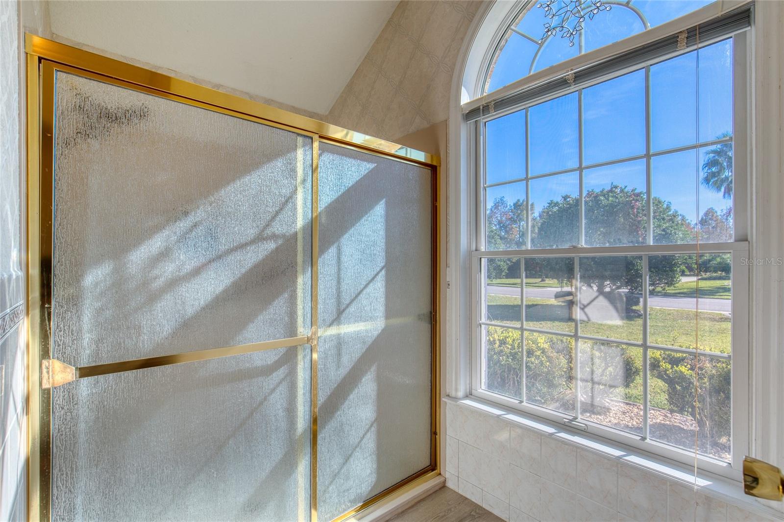 Image 38 of 73 For 14 Foxfords Chase