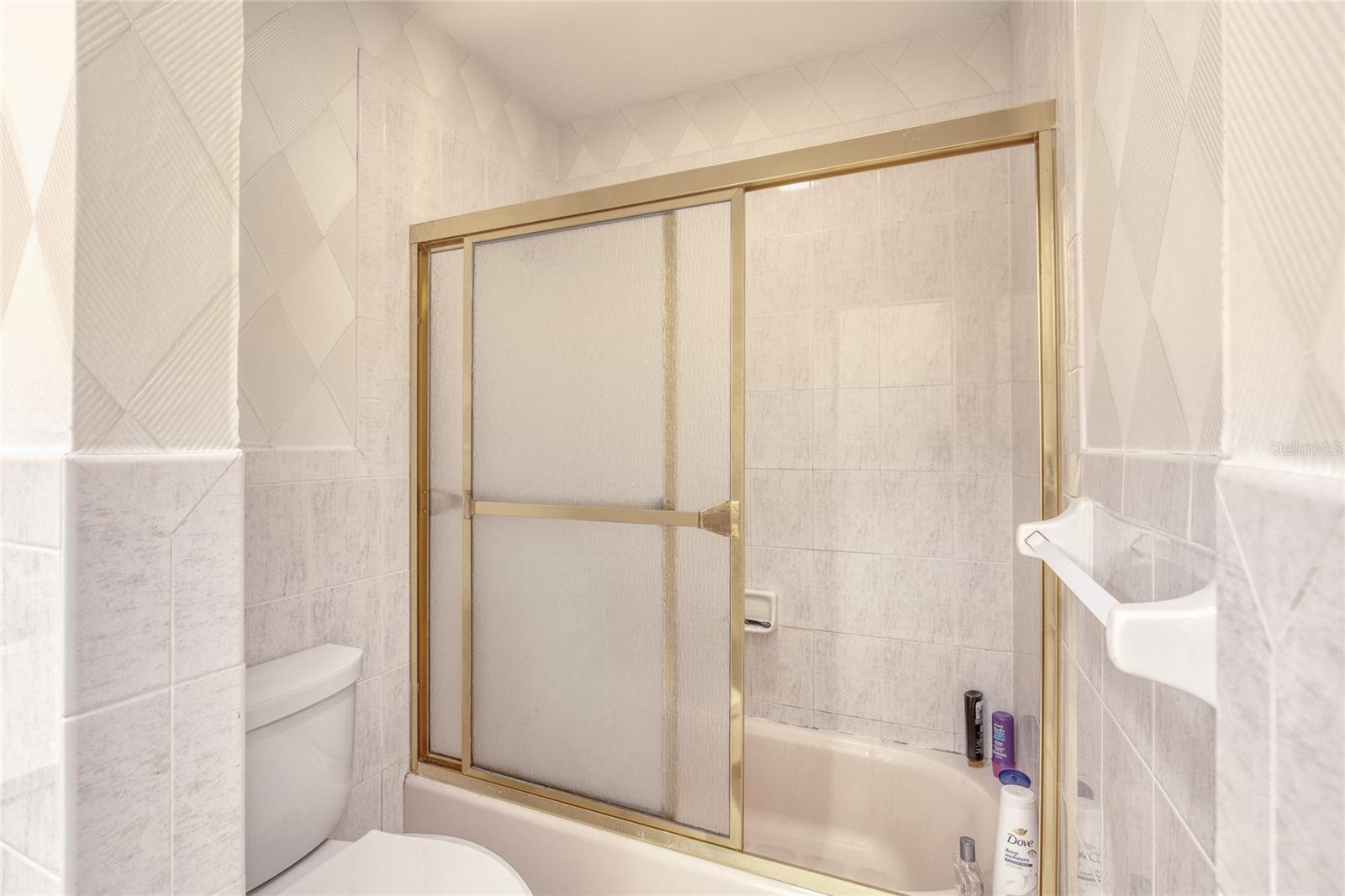 Image 48 of 73 For 14 Foxfords Chase