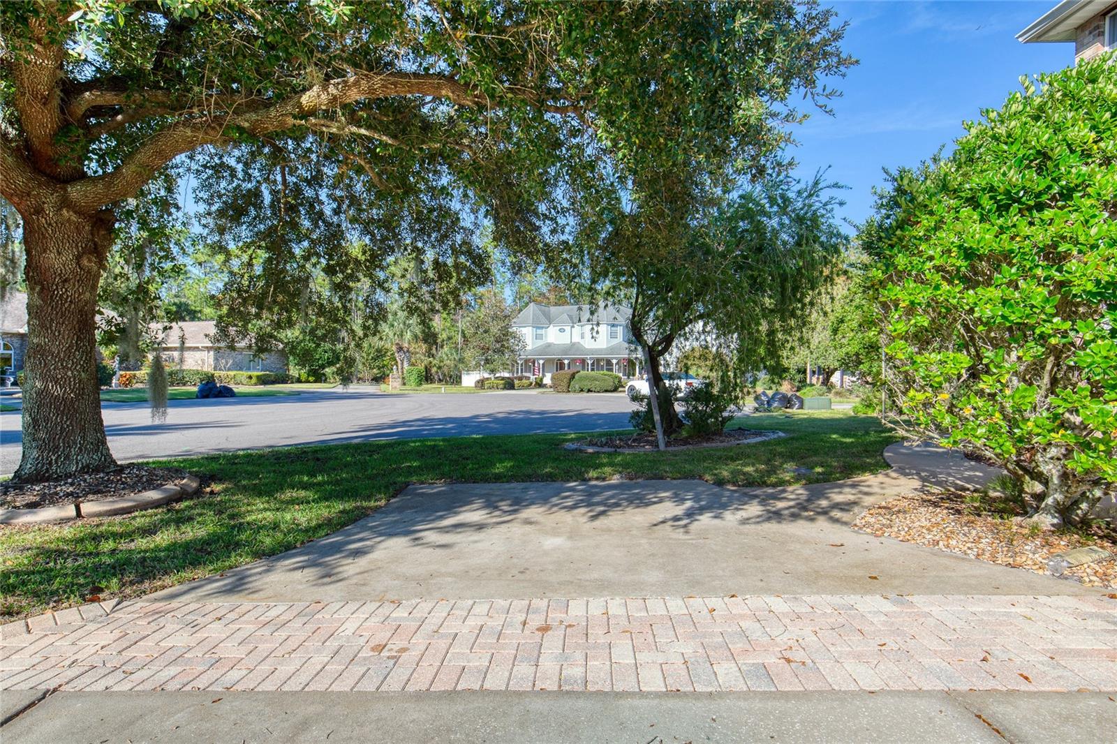 Image 50 of 73 For 14 Foxfords Chase