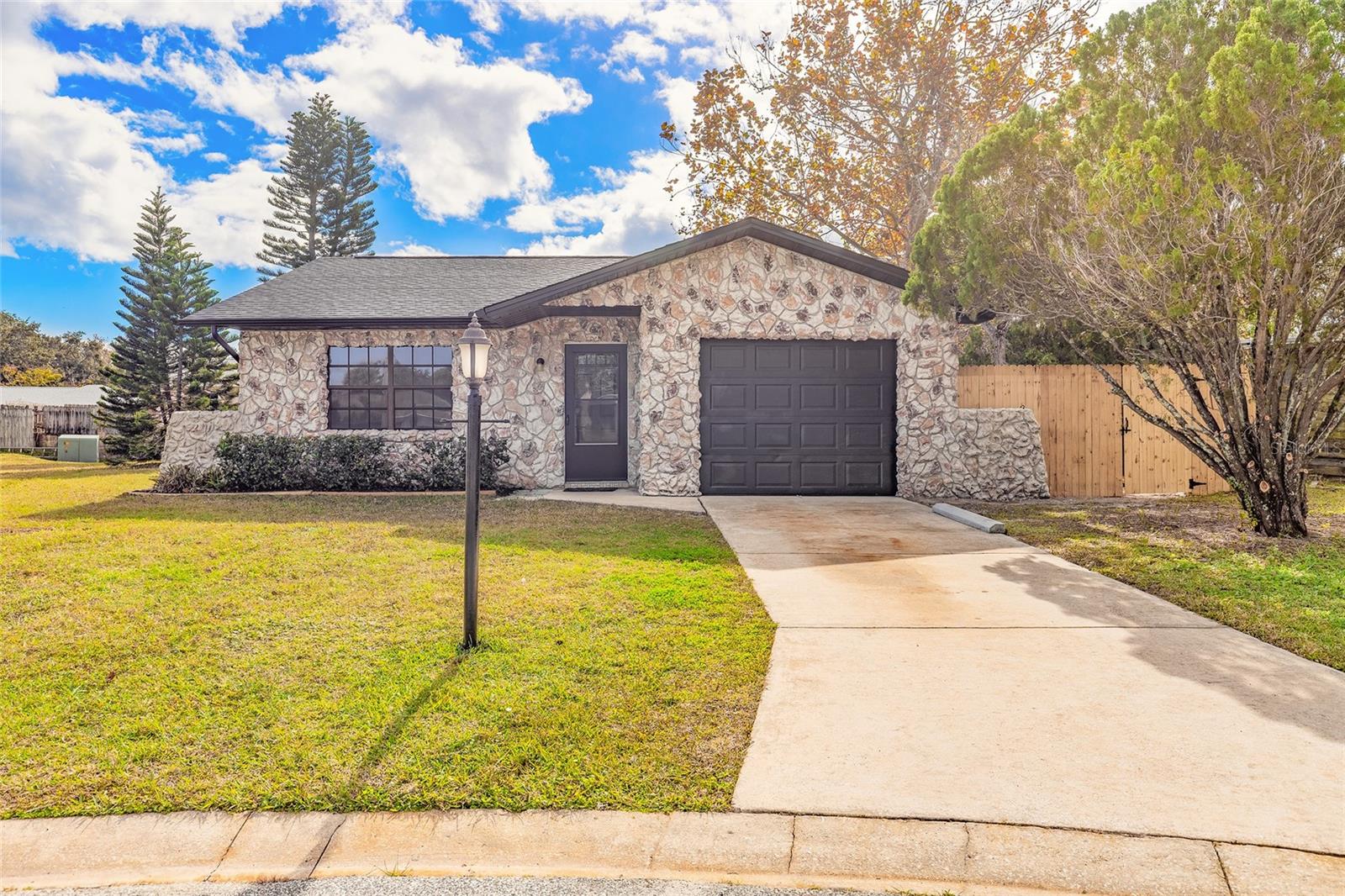 Details for 1316 Point Court, PORT ORANGE, FL 32127