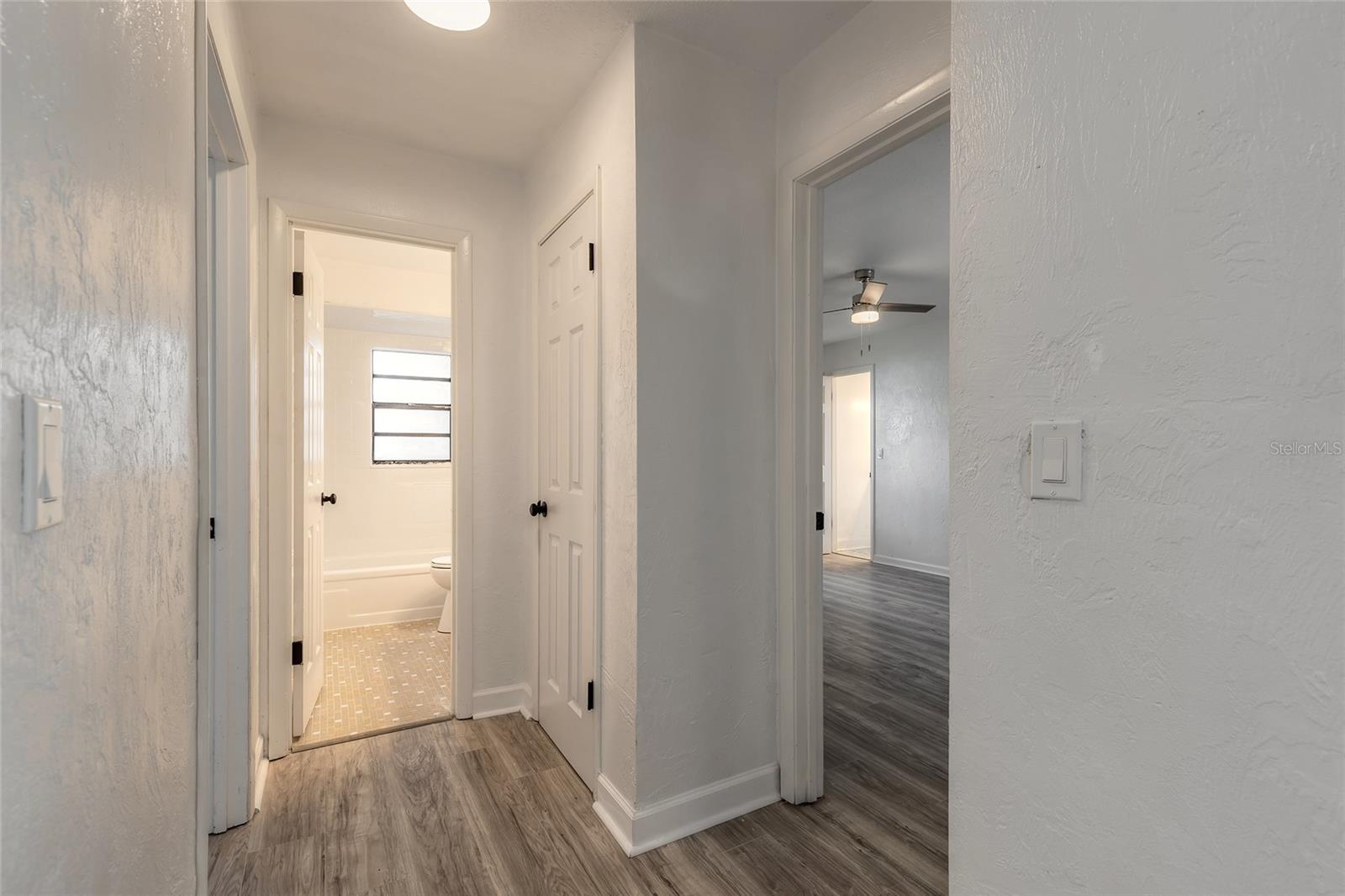 Image 13 of 35 For 1316 Point Court