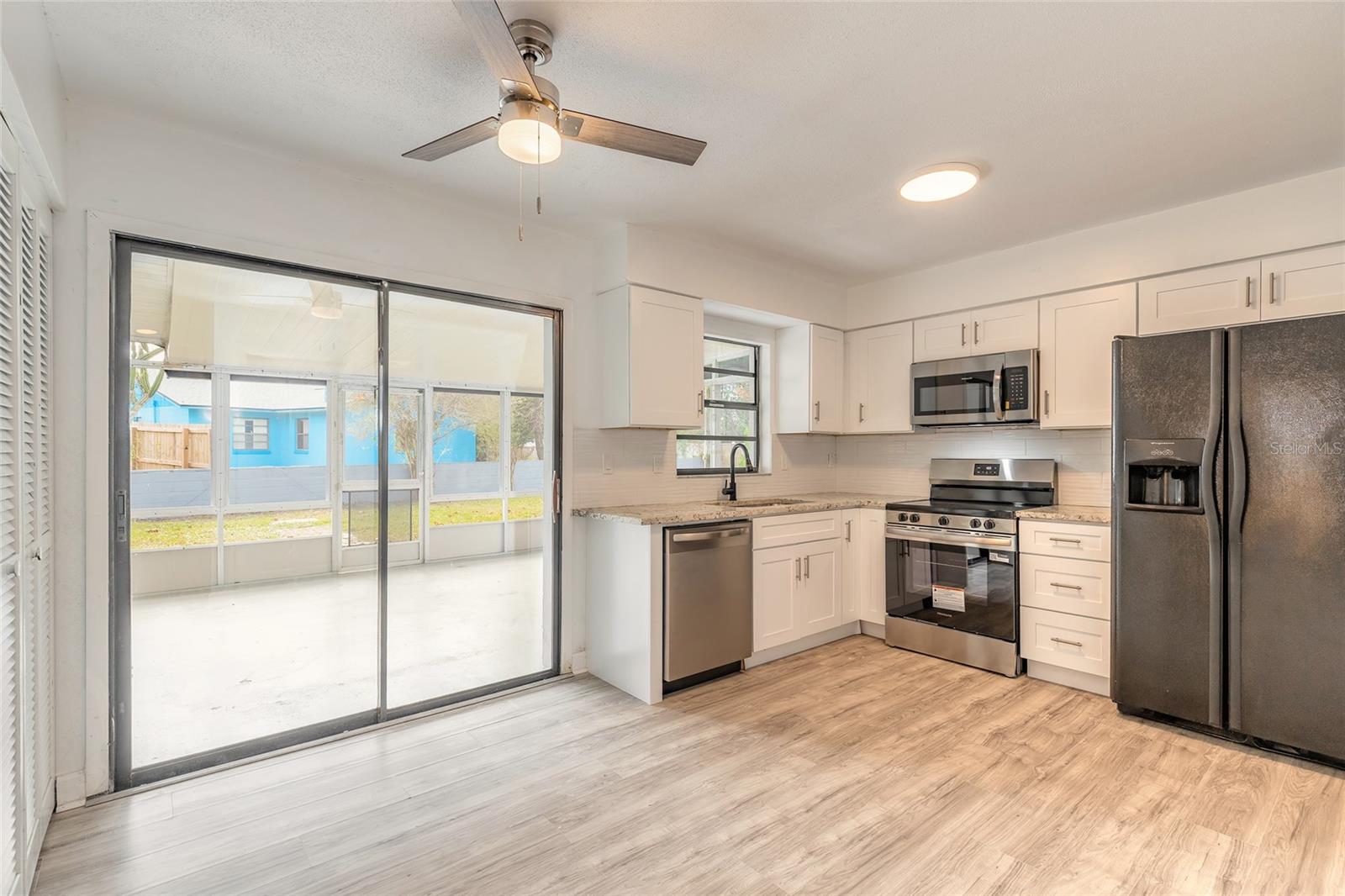 Image 9 of 35 For 1316 Point Court