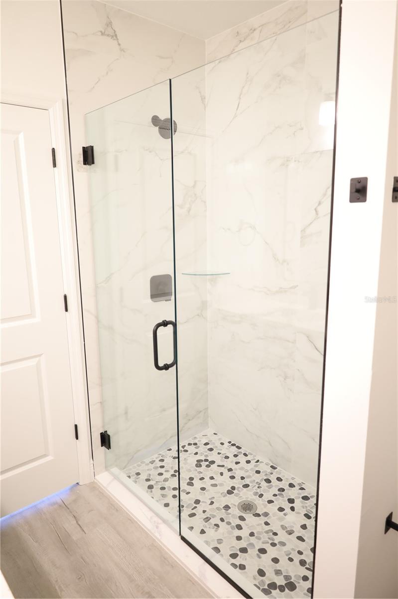 Image 14 of 39 For 630 Adelle Avenue