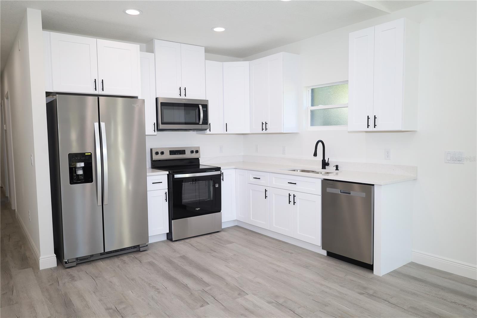 Image 3 of 39 For 630 Adelle Avenue