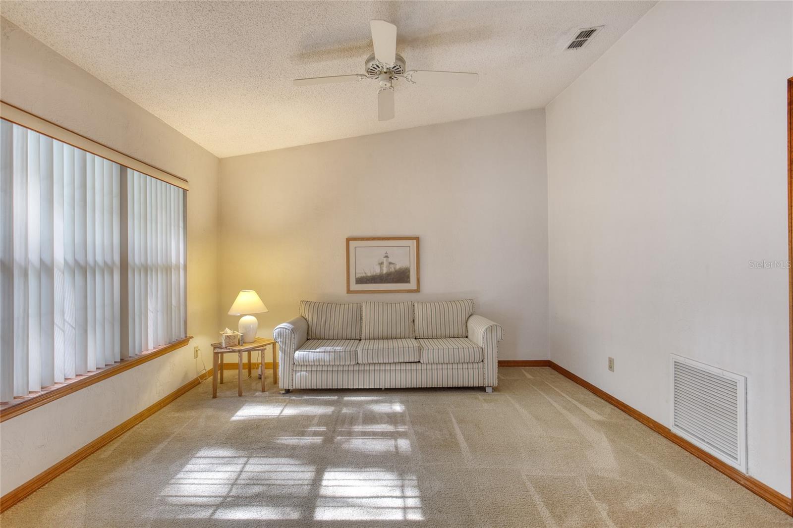 Image 18 of 30 For 1093 Oak Forest Circle