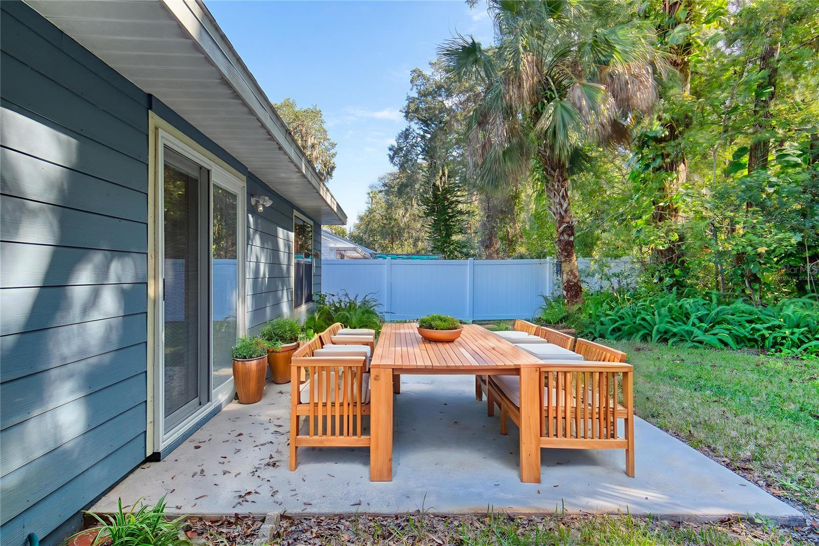 Image 28 of 30 For 1093 Oak Forest Circle