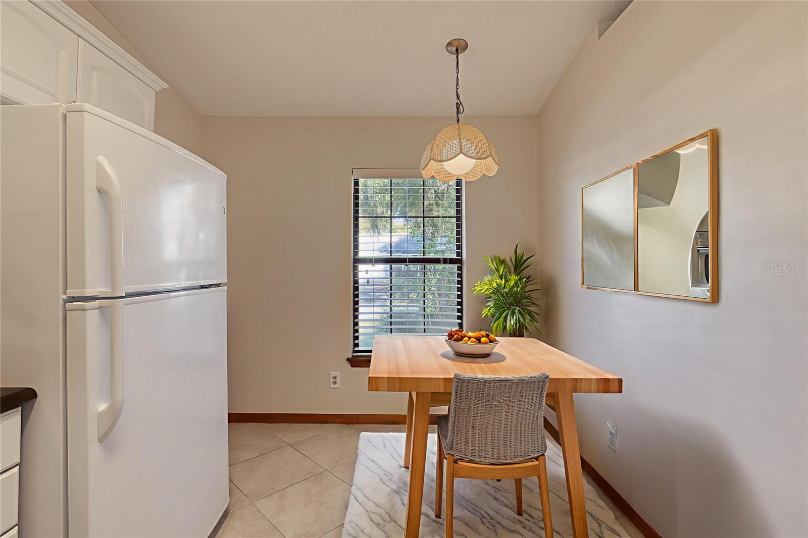 Image 6 of 30 For 1093 Oak Forest Circle