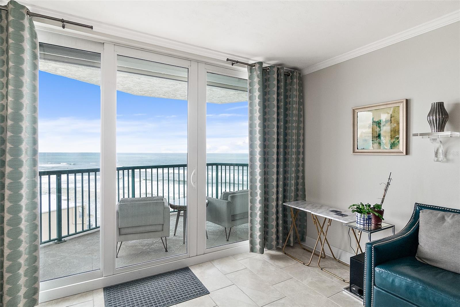 Image 10 of 58 For 2055 Atlantic Avenue 1002