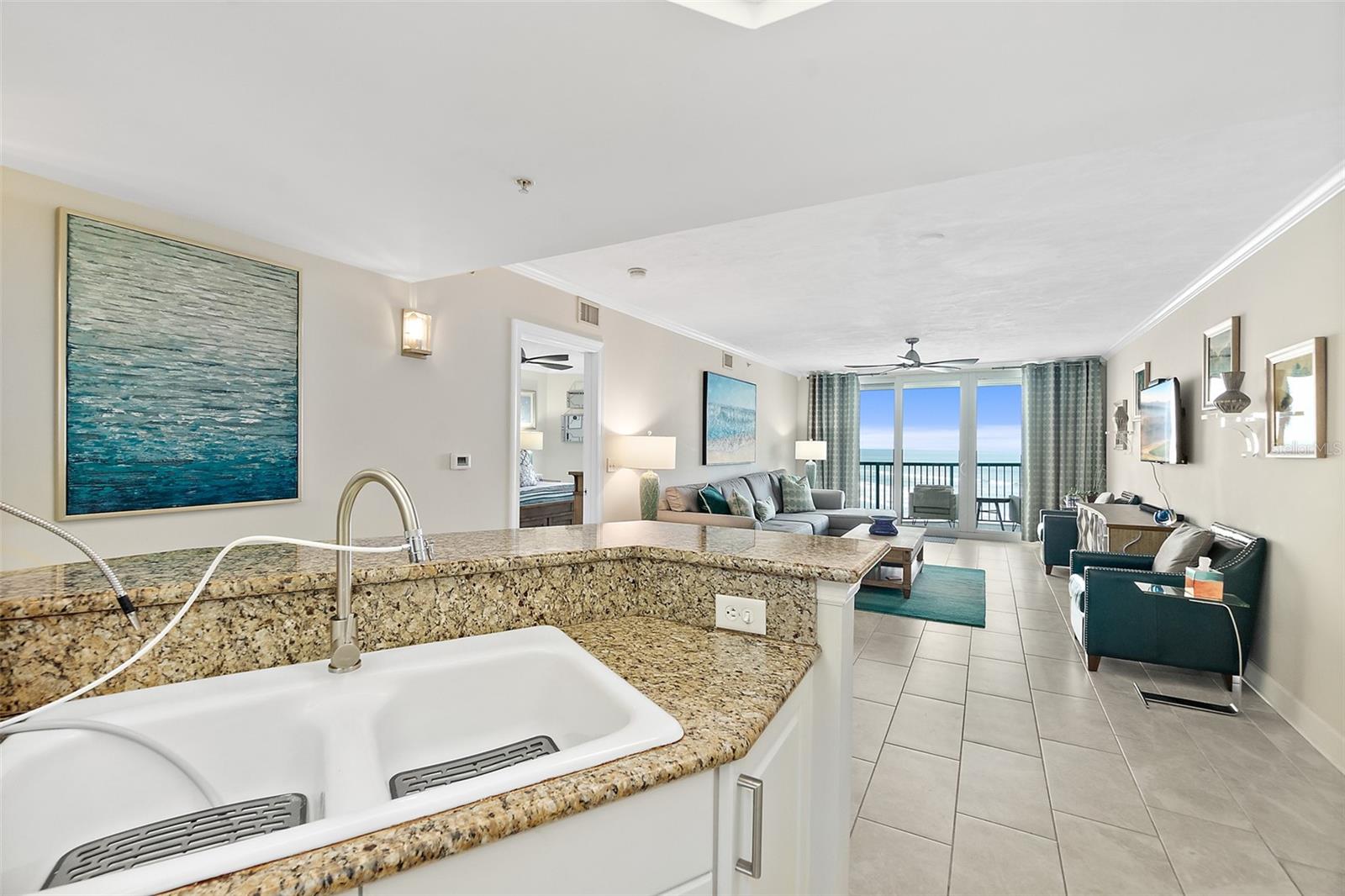 Image 20 of 58 For 2055 Atlantic Avenue 1002