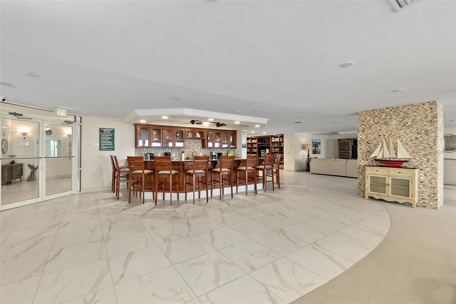 Image 50 of 58 For 2055 Atlantic Avenue 1002