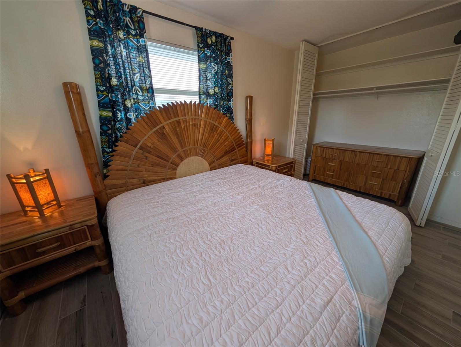 Image 12 of 15 For 402 Auburn Dr