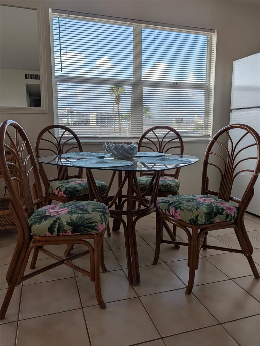 Image 15 of 15 For 402 Auburn Dr