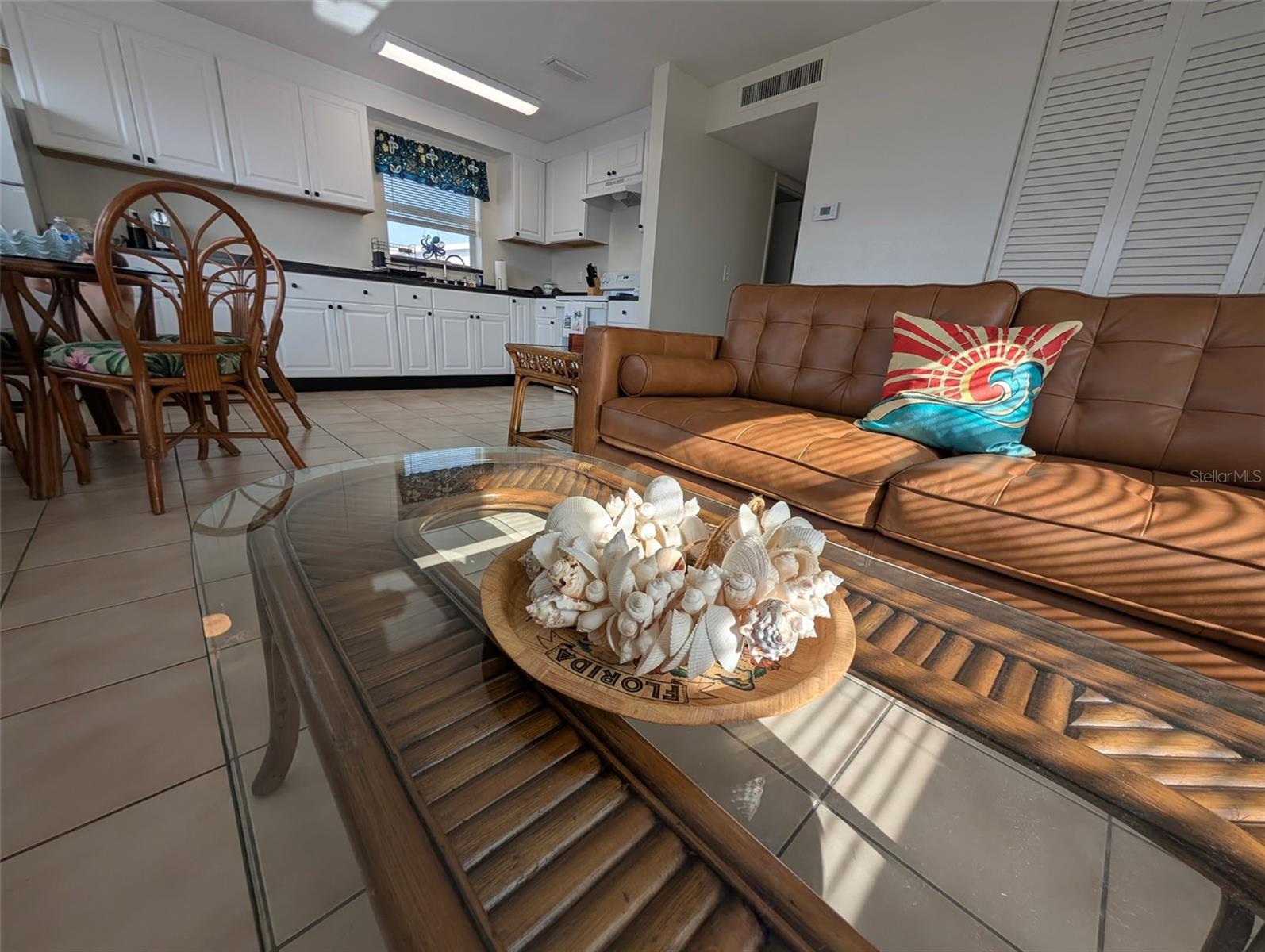 Image 7 of 15 For 402 Auburn Dr