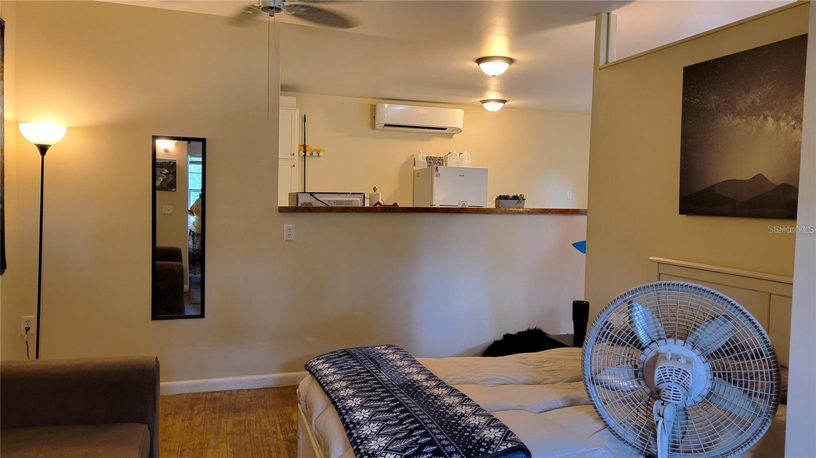 Image 11 of 20 For 1283 Cecil Avenue