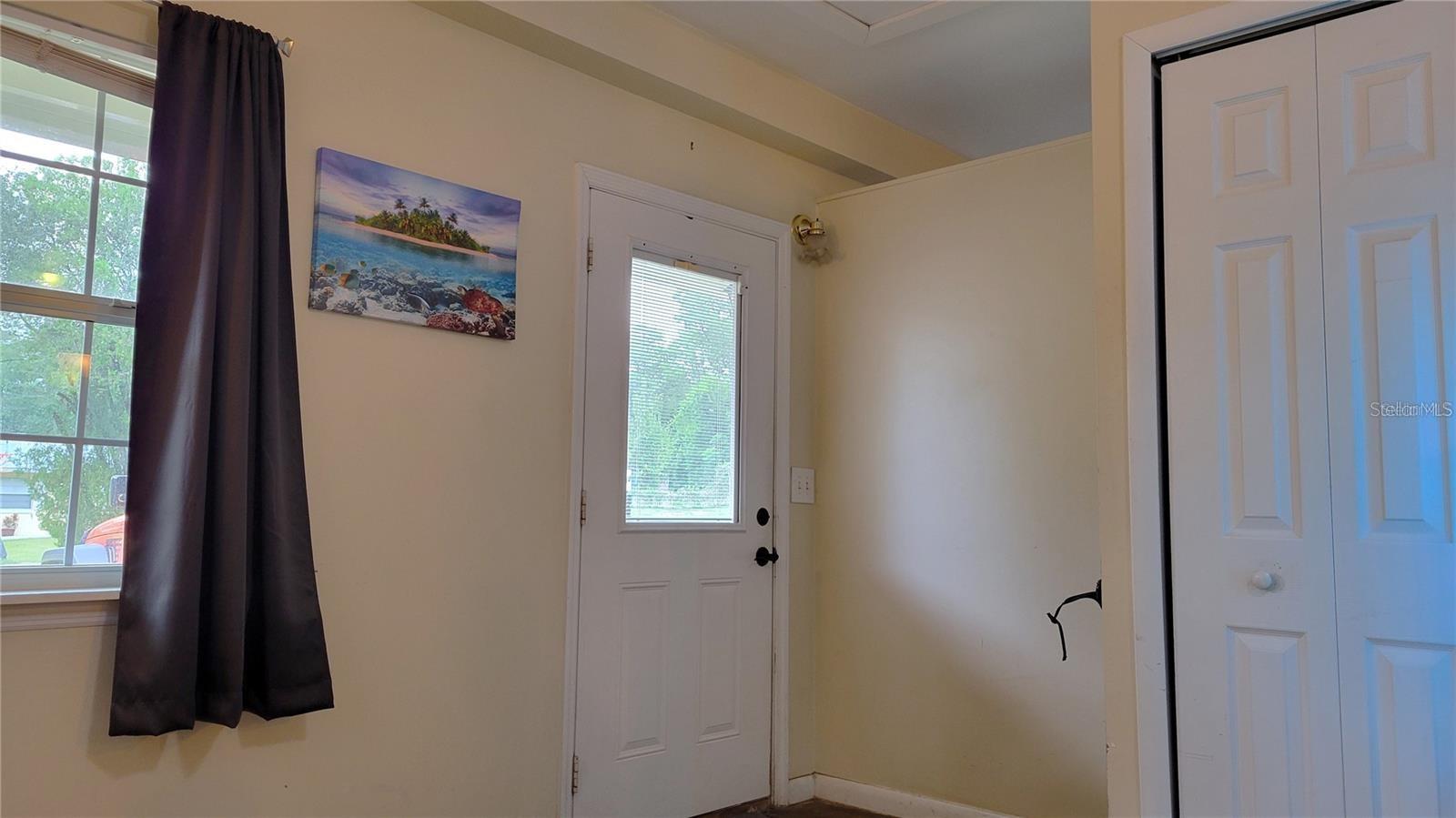 Image 3 of 20 For 1283 Cecil Avenue