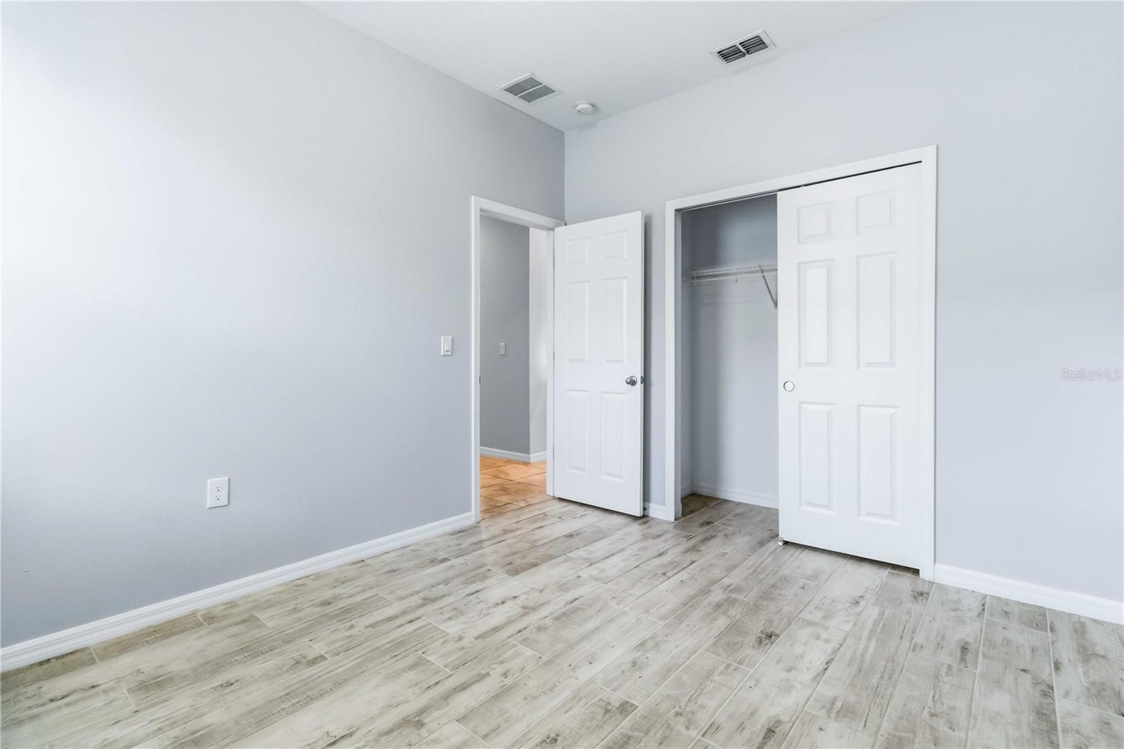 Image 17 of 27 For 719 Ladyfish Lane