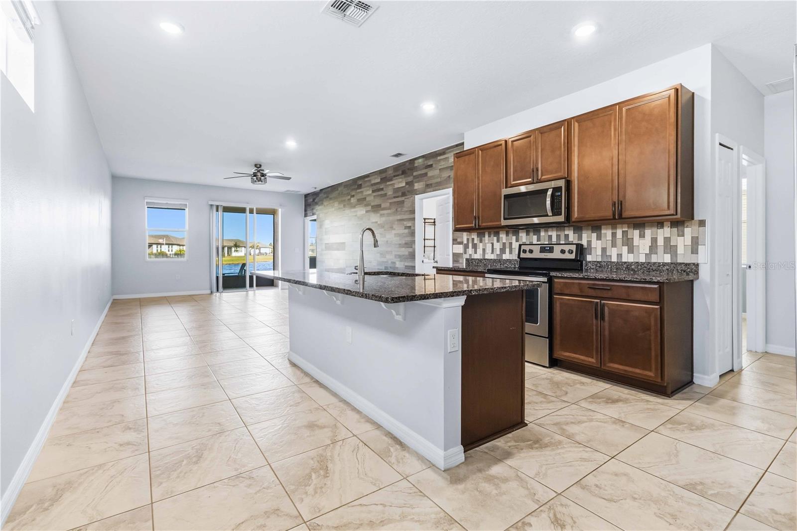 Image 3 of 27 For 719 Ladyfish Lane