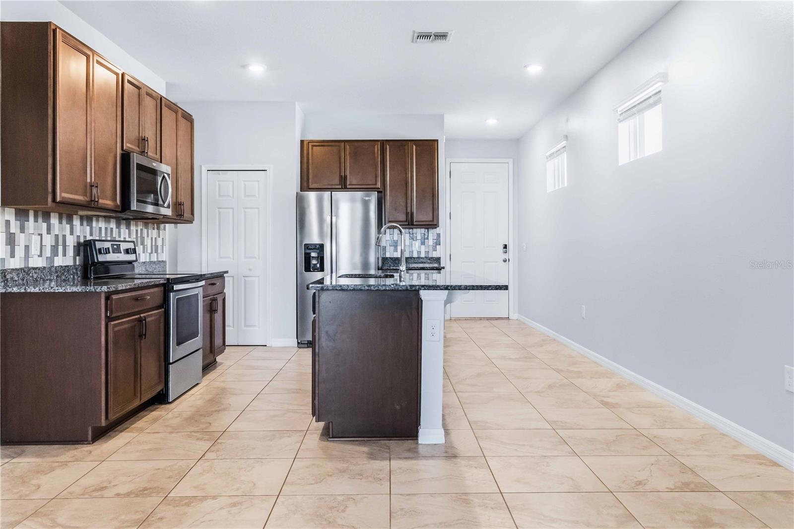 Image 6 of 27 For 719 Ladyfish Lane